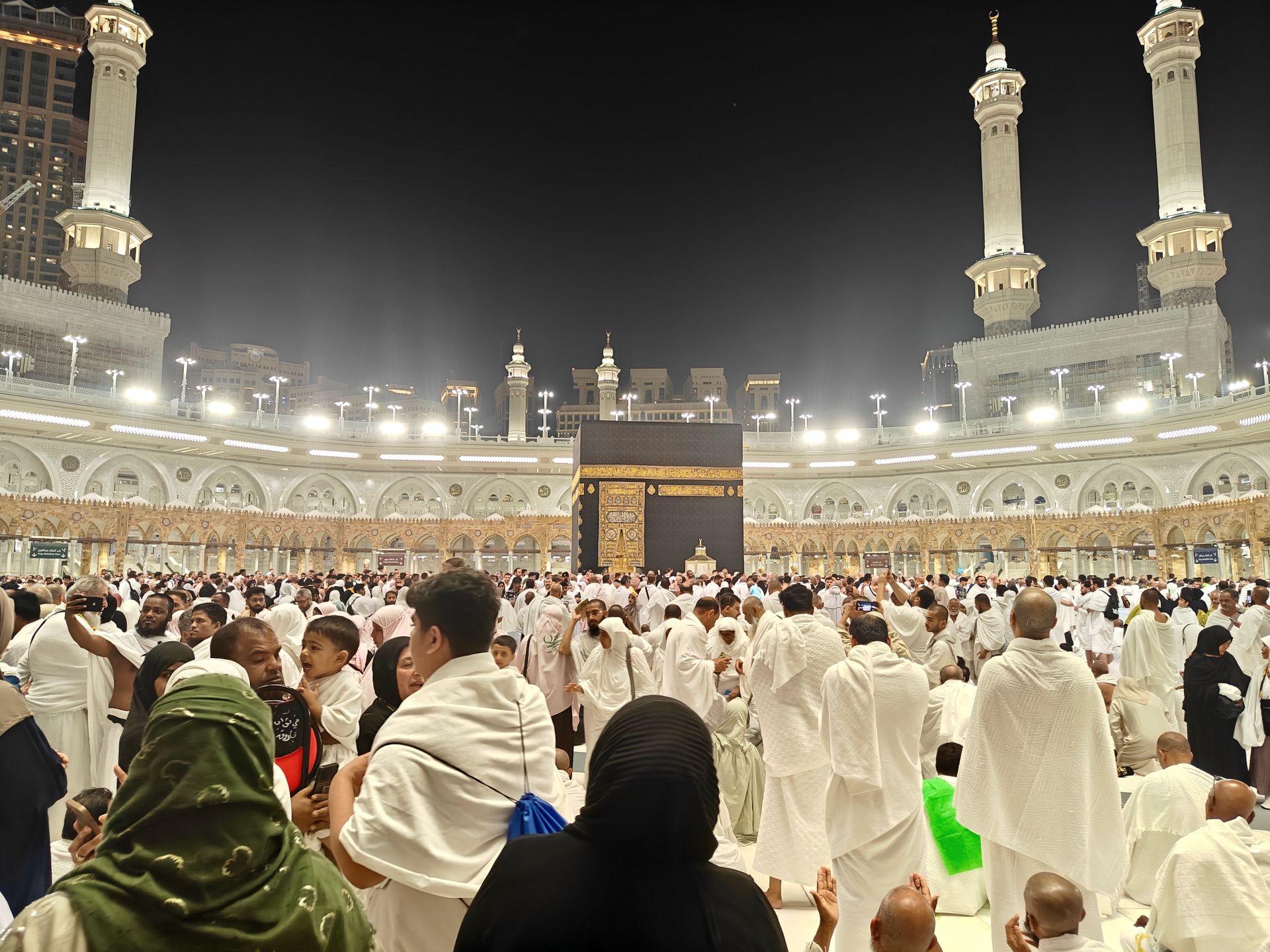 Eid in Madinah — Al Massa Grand (17 Days)